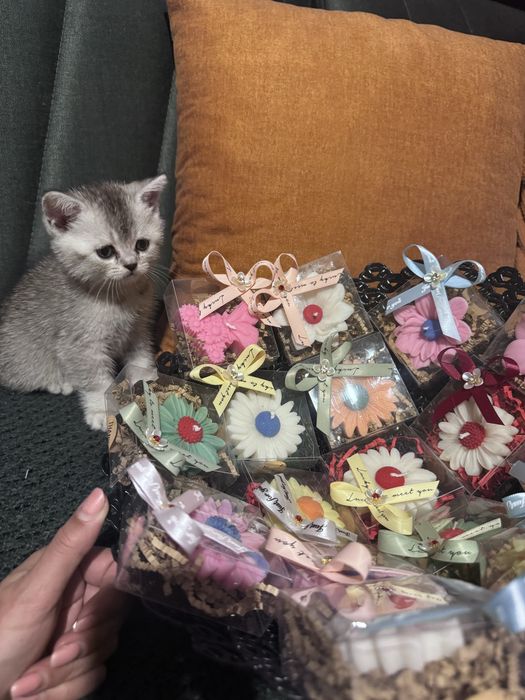 Ароматни свещи / подаръчета за гости / букети/ цветя