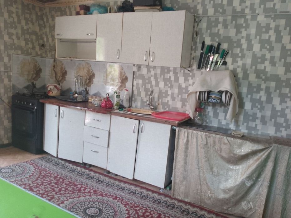 Срочно ховли сотилади яхши нархда