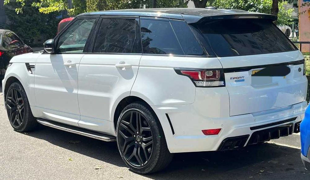 Dezmembram Range Rover Sport Autobiographi 3.0 d 4x4 2016