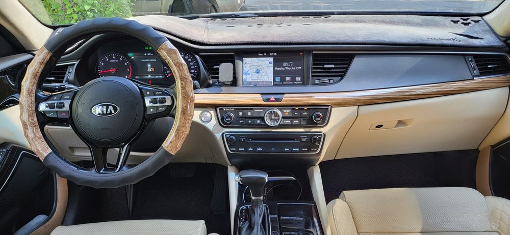 KIA K7 2017 года 2,4