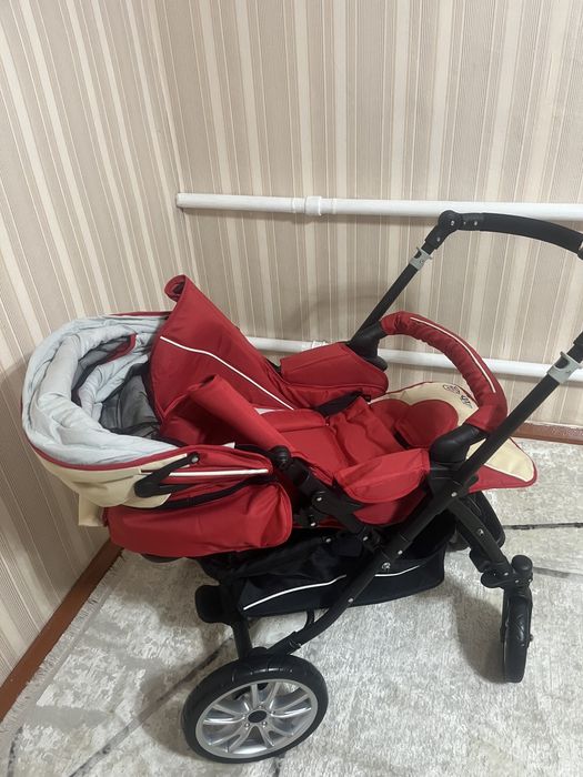 Продается новая коляска