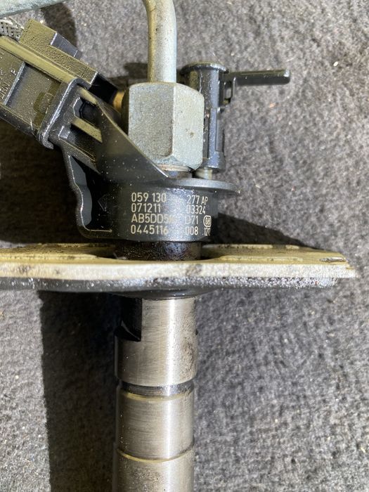 Kit Injectie 2.7 TDI V6 CAM Audi A4 B8 A5 Pret 5000 lei