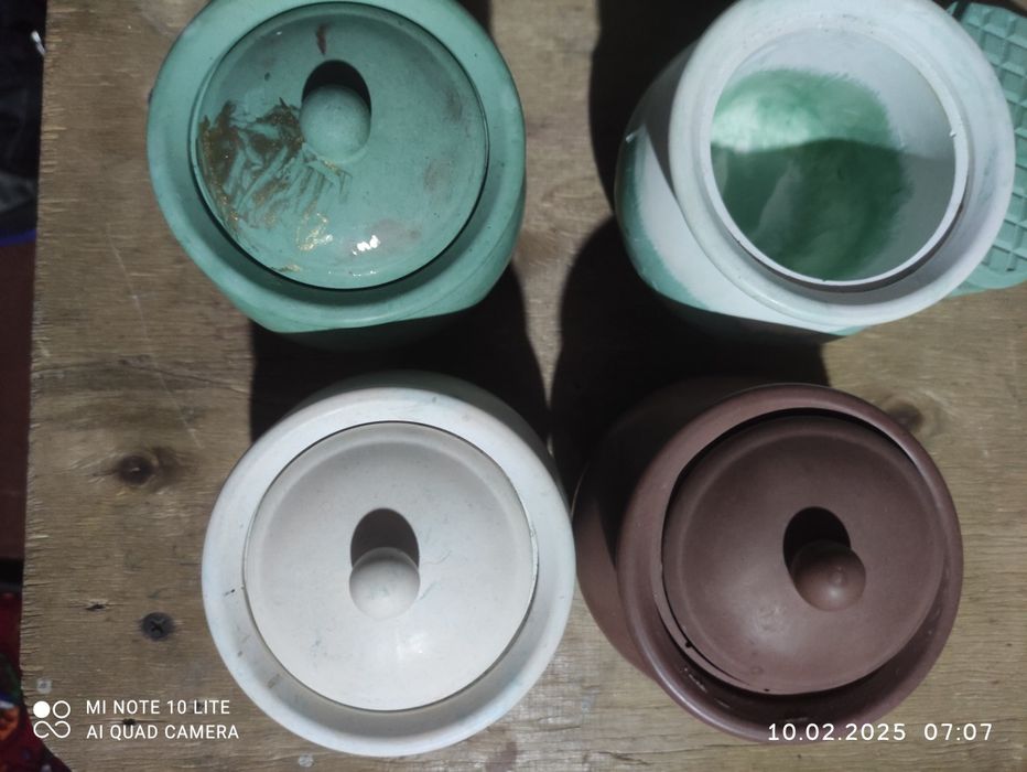 Шкатулки Для свечей и золотие украшения