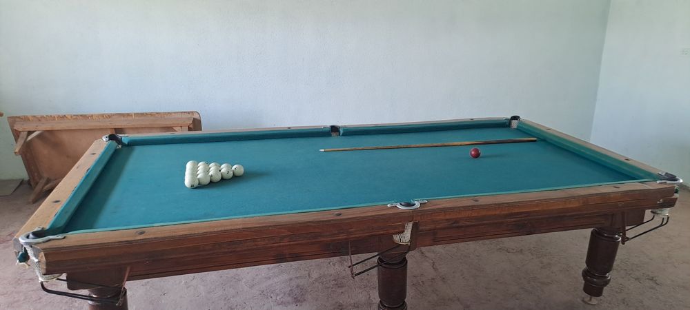 Бильярдный стол состояния хороший