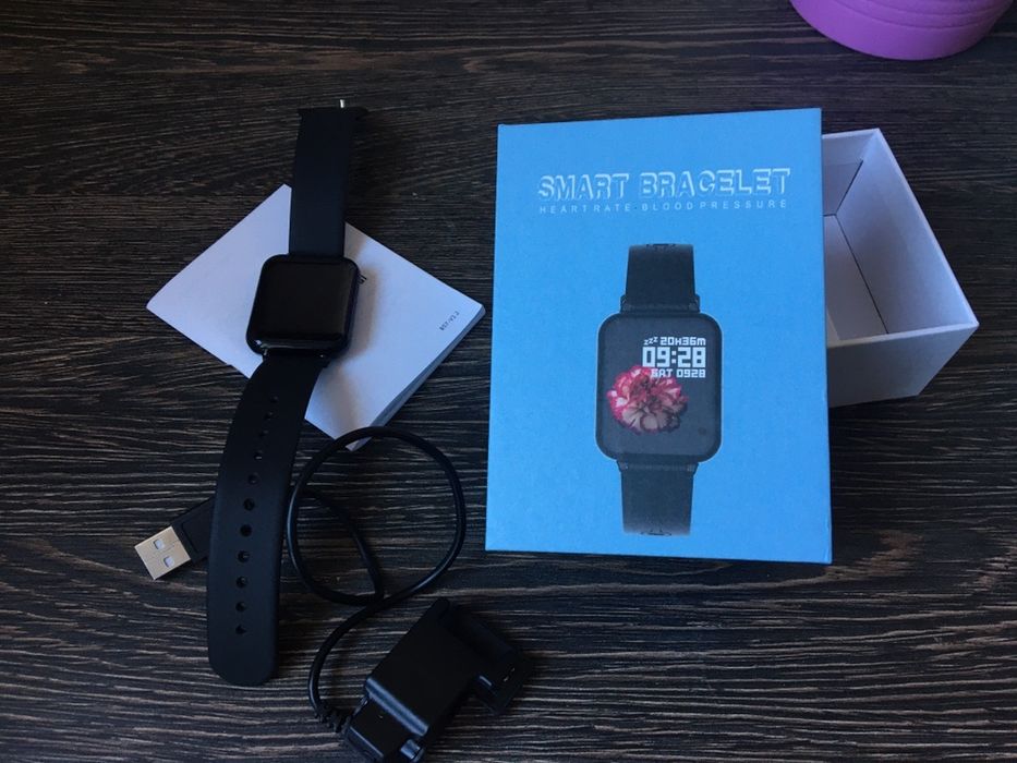 Хит Smart часовник