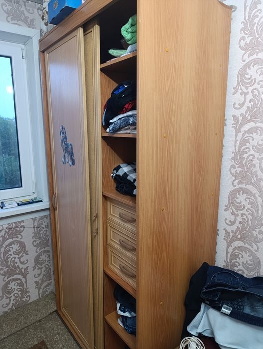 Продам шкаф раздвижной