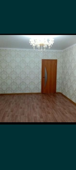 Клеем обой без швов