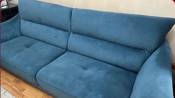 Срочно продам диван