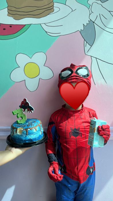 Костюм человека паука