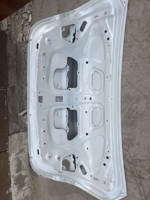 Крышка багажник Camry 70
