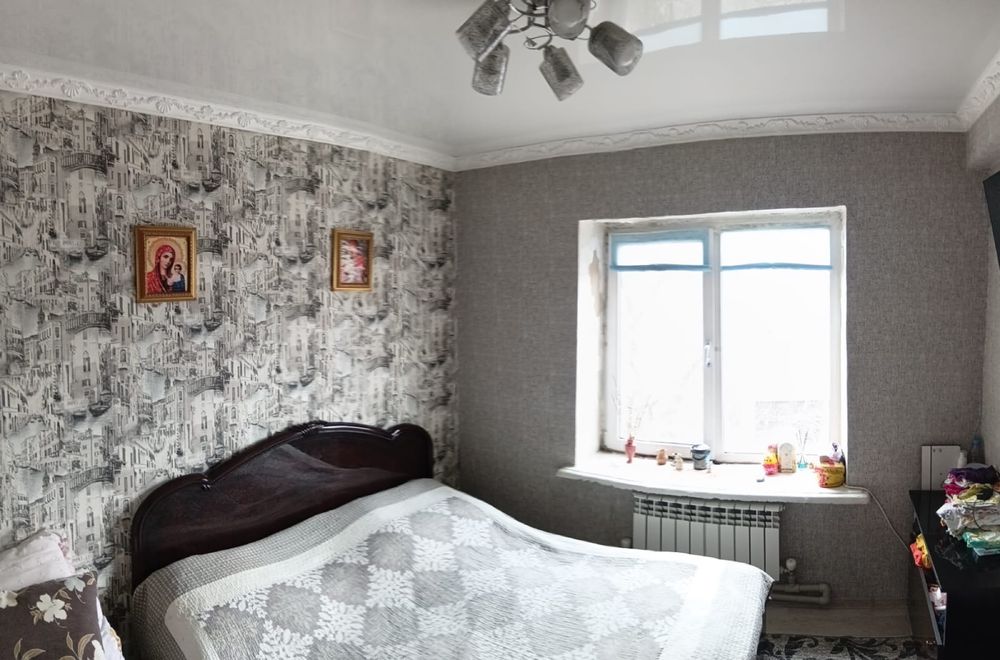 Продаеться квартира 3х комнатная