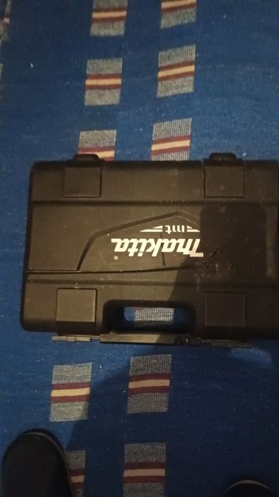 Продам перфоратор в МАКИТА оригиналы.