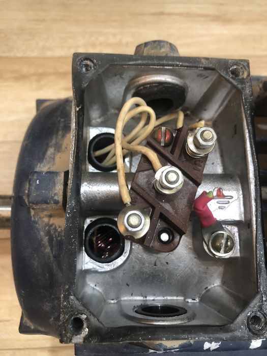 Электродвигатель 3 фазный