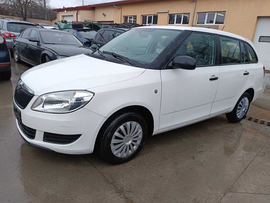 Dezmembram Skoda Fabia 2 Facelift, 1.2 benzina, 2012