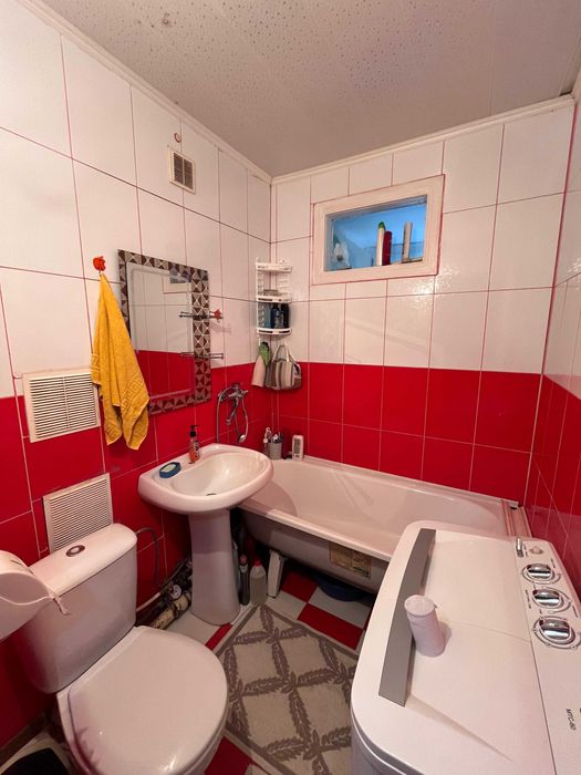 продам 3 комнатную квартиру