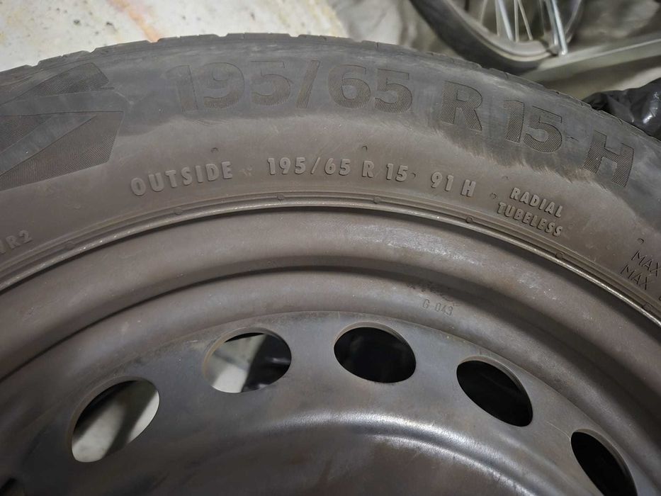 Cauciucuri de vara Continental pentru Golf 195/65/R15 pe jenti otel