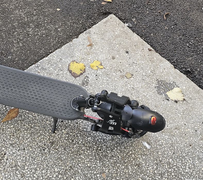 Xiaomi Pro 2 cu suspensii