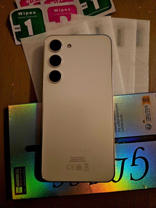Samsung S23 отличен