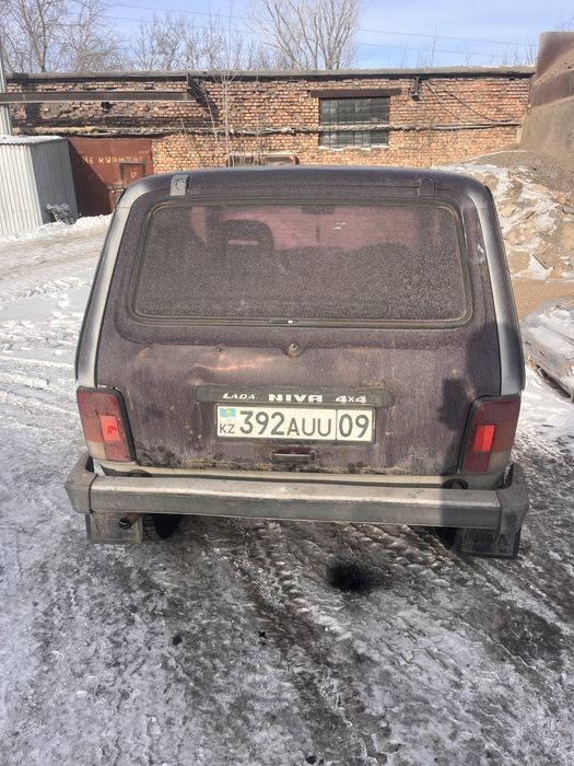 Продам ниву 21213