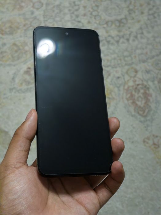 Xiaomi poco X4 Pro 5G и Xiaomi Redmi 12