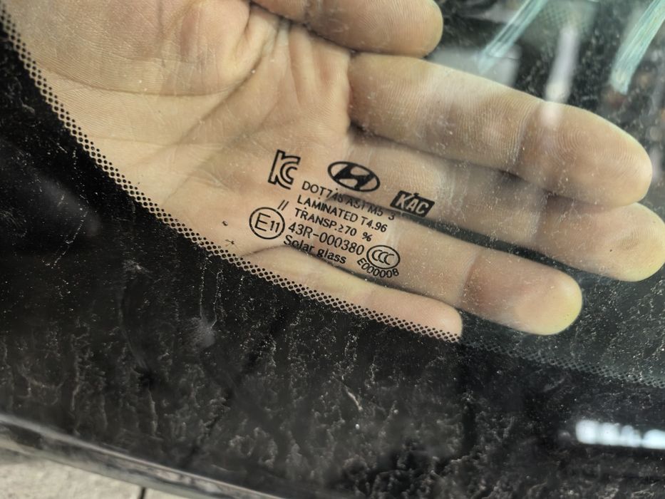 Челно/Предно стъкло за Hyundai i40