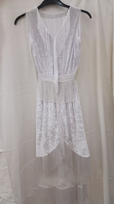 Женская платье красивая