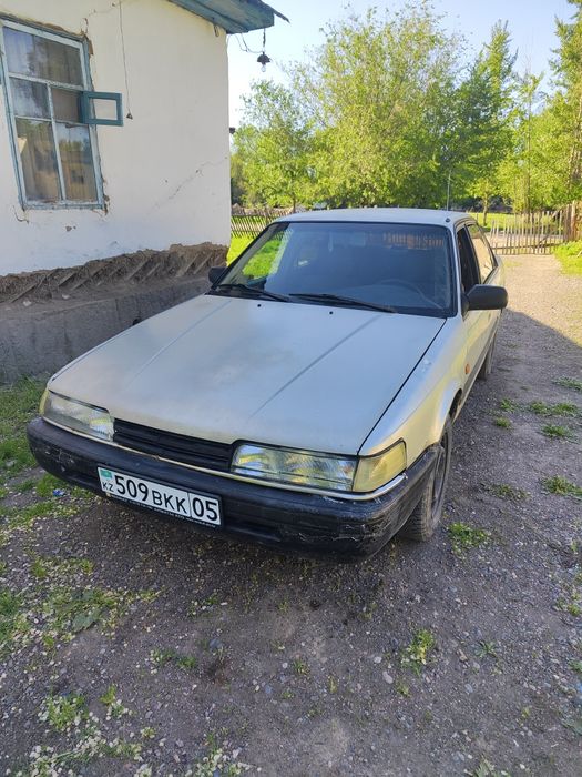 Мазда 626 седан продам