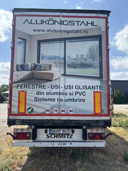 Vand ansamblu Volvo EEV 500 automat cu semiremorca schmitz