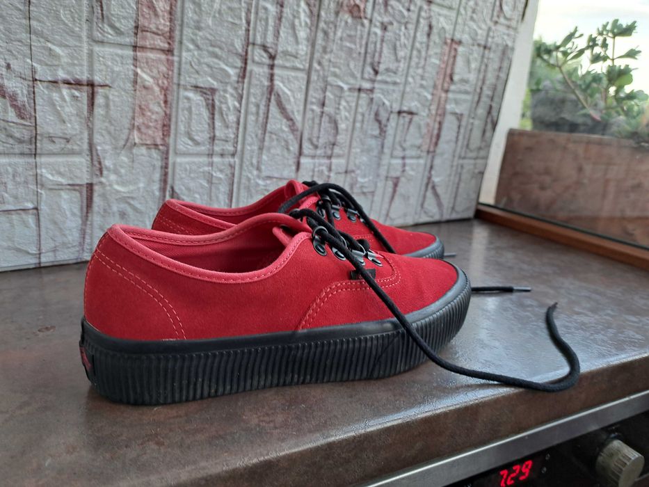 дамски кецове на платформа,гуменки,спортни обувки,сникърс,VANS ном40,5