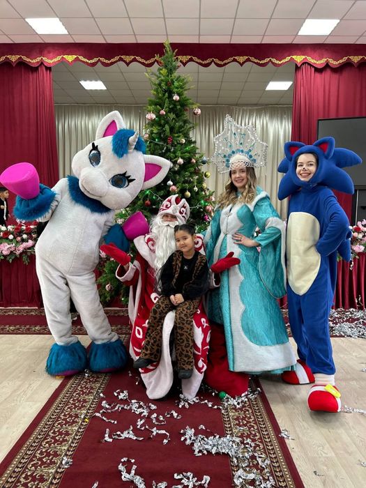 Дед Мороз и Снегурочка в Караганде