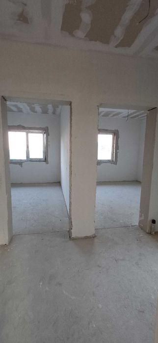 Casa tip duplex pe parter