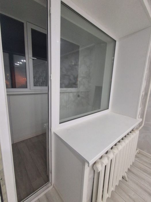 Продам 2к в центре р-н Достык Молл 3/5