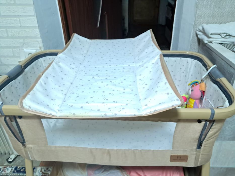 Продам детскую манеж