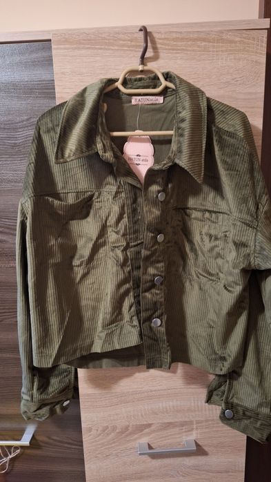 Чисто ново есенно яке