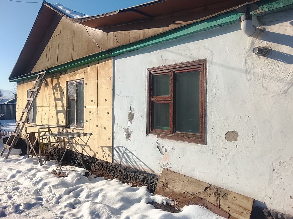 Срочно продам дом в центре Есик