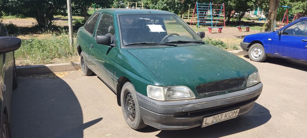 Продам Ford Escort