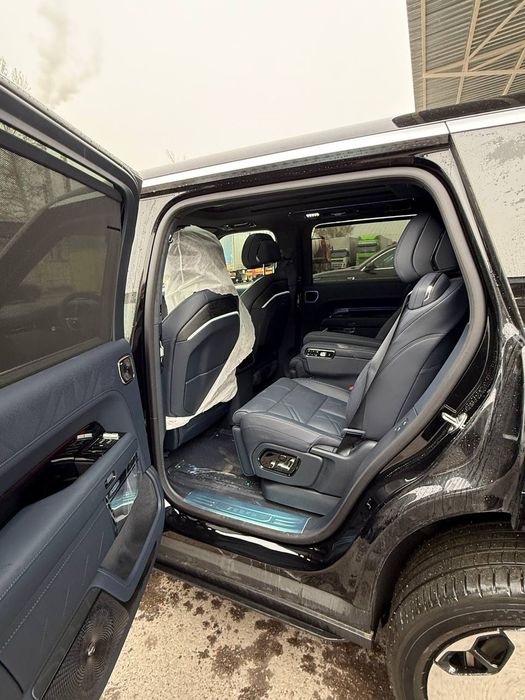 Zeekr 9 x Ultra 70 kwch