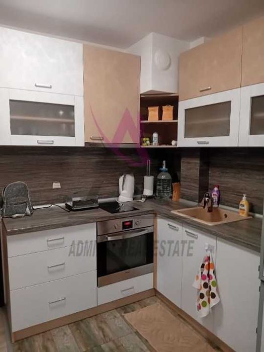 Атрактивен -тристаен -Владиславово