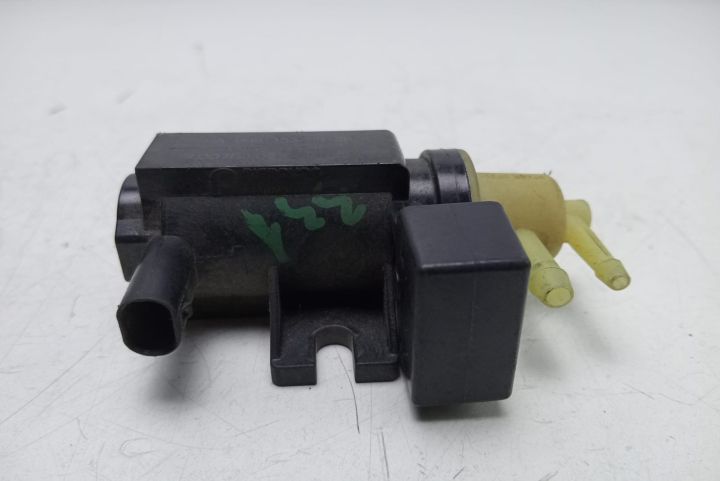 Electrovalva vacuum   A0061536628 Mercedes-Benz   seria