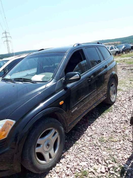 Ssangyong Kyron на части 200D