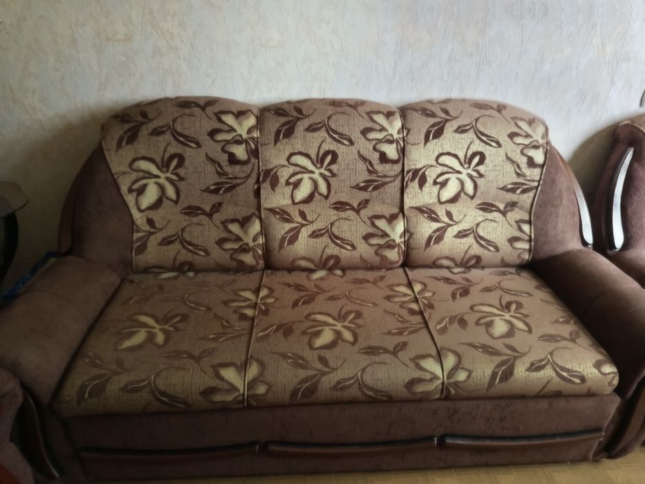 Диван и кресла продажа