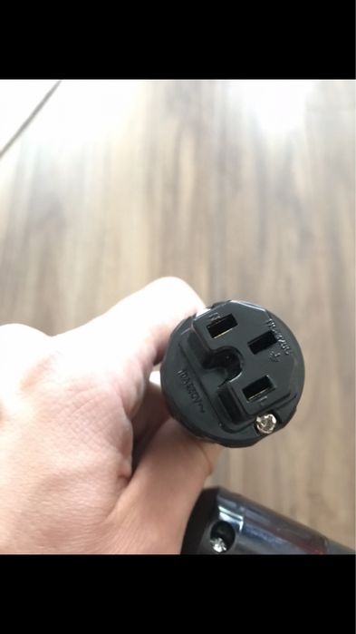 Захранващ кабел Oehlbach и Oyaide накрайници