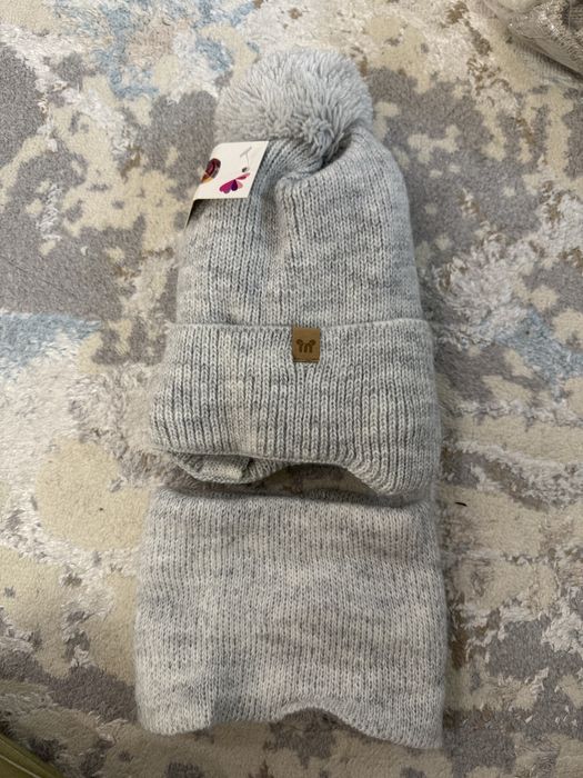 Зимняя детская шапка