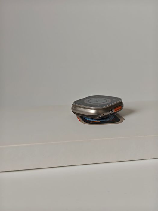 Apple Watch Ultra 49 mm Titanium | Перфектен технически