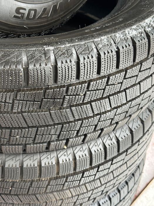 продам зимние шины гоформ р15