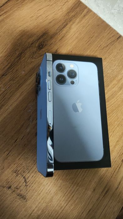 Ihone 13 pro blue 128 gb 350$