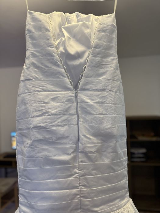 Rochie de mireasa superba