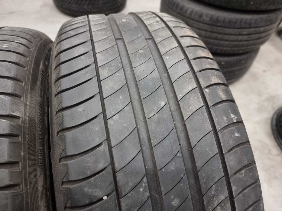 4 Anvelope de VARA 225.55.17 "Michelin" ; stare buna