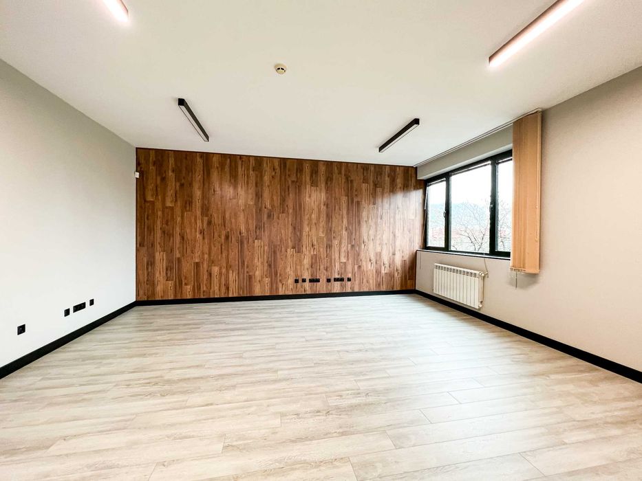 Дава се под наем Офис в София, Лозенец - 106 кв.м за 1180 € - Снимка #3