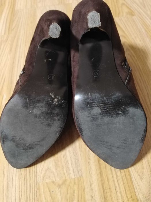 дамски обувки GUESS и още нещо...